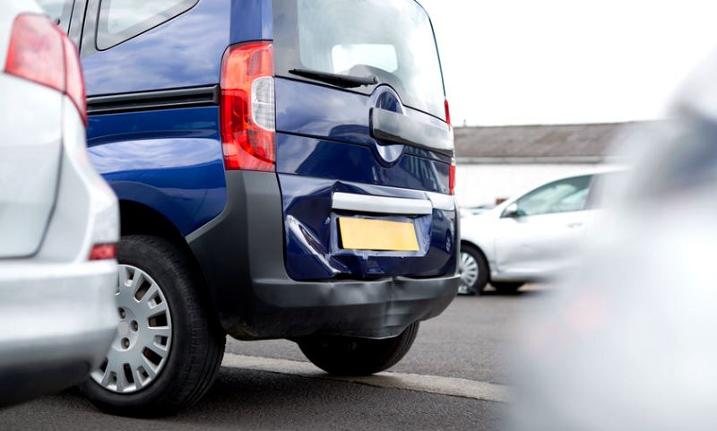 Top tips for avoiding parking prangs